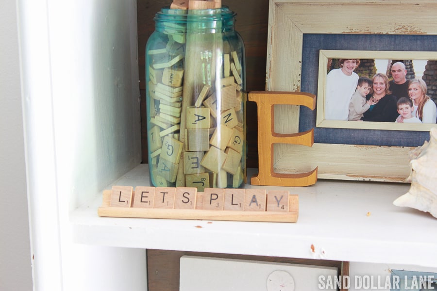 coastal farmhouse decor