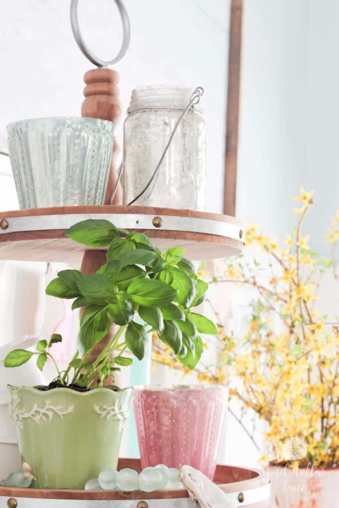 Spring dining room tablescape