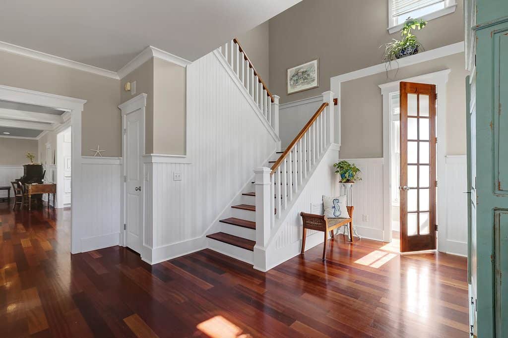 coastal farmhouse entryway