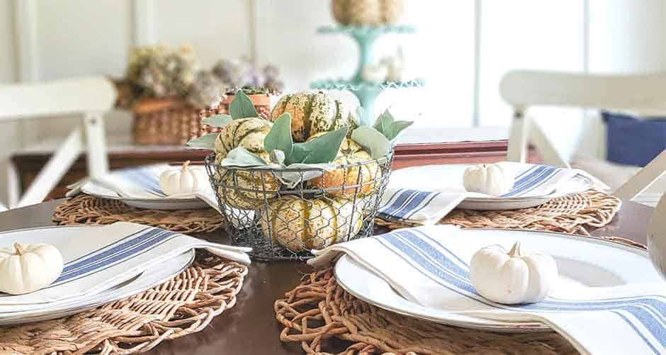 Simple Coastal Style Fall Decorating