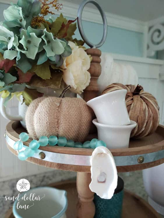 Simple Coastal Fall Decorating 