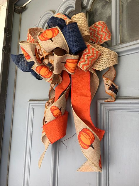 fall door bow