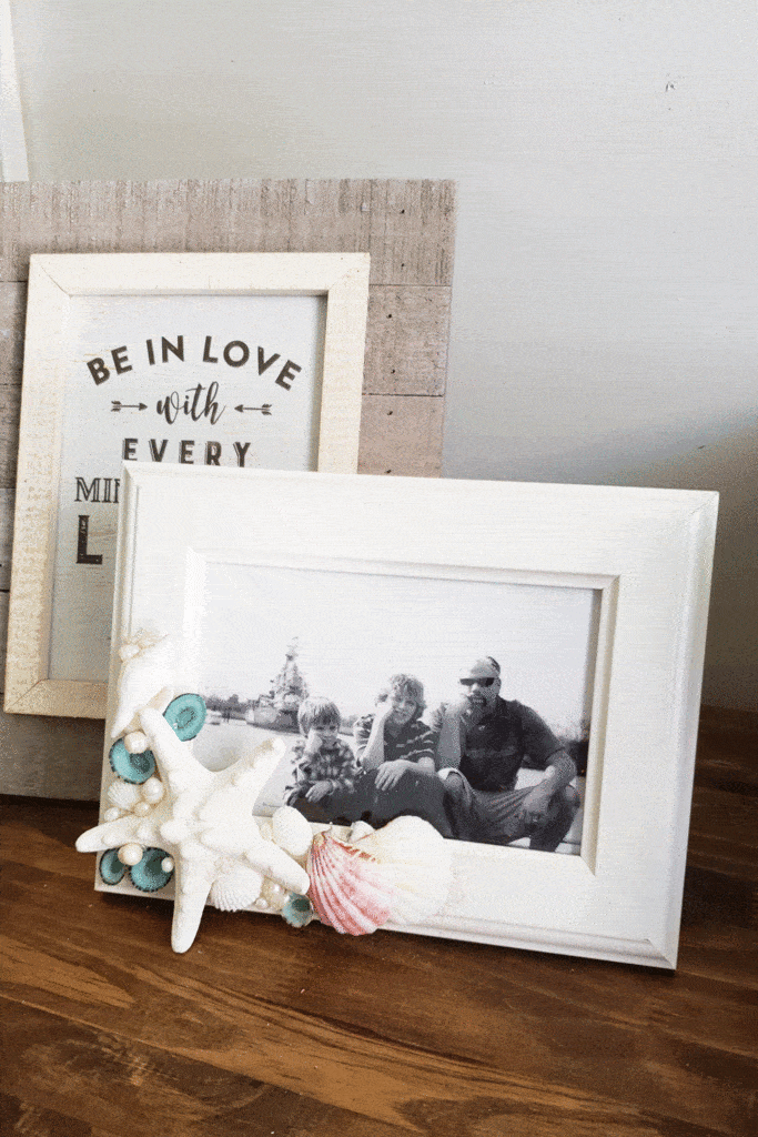 seashell photo frame