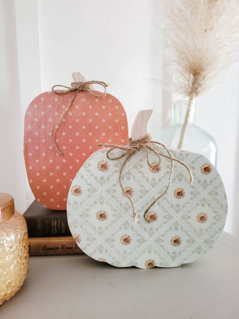 sunflower and polka dot pumpkins